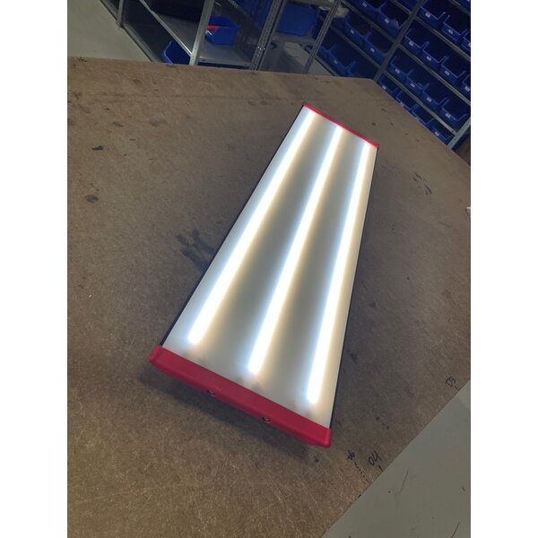 Stuckey Tools Stuckey 36" (91 cm) XL Gamma cordless PDR hail light