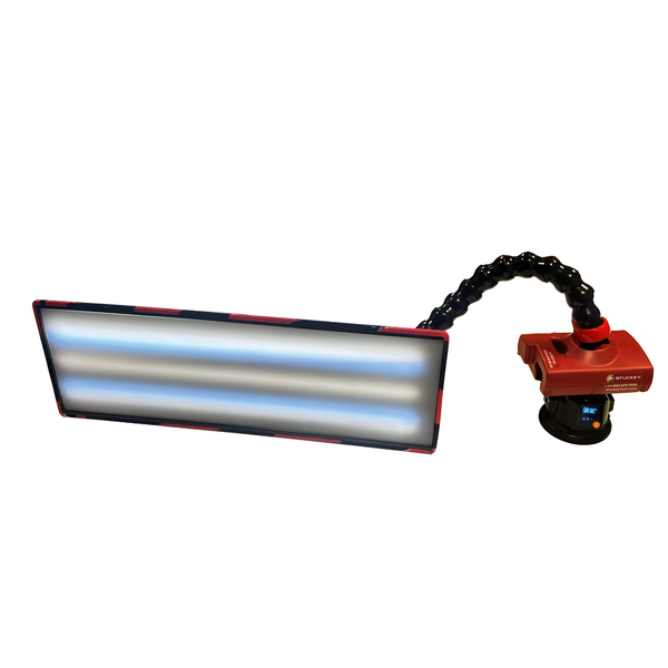 Stuckey Tools Stuckey 18" (46 cm) cordless 5-LED light with battery and auto power suction cup
