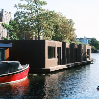  Woonark Mans in Leiden