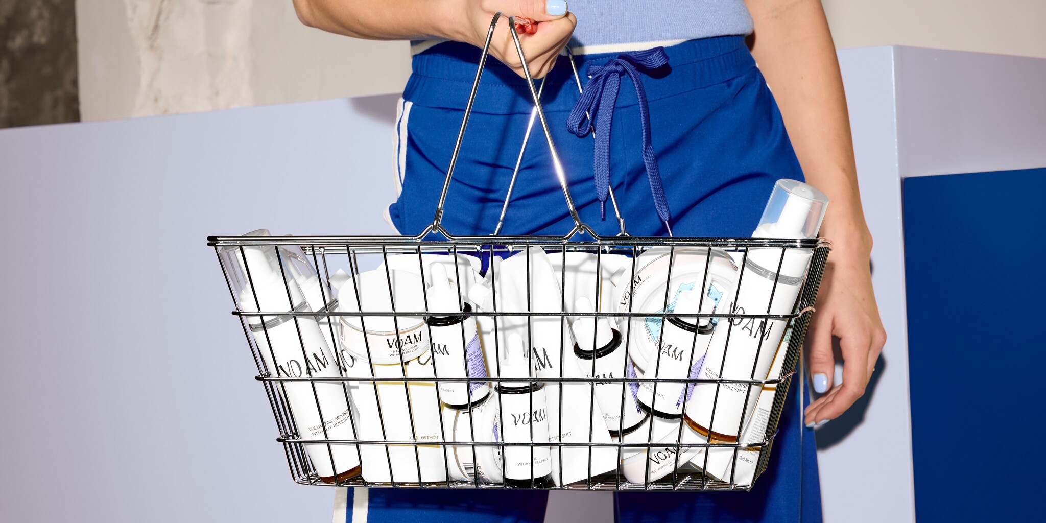 Styling van Krullen met VOAM – Mousse, Styling cream, Gel & Olie Styling van Krullen met VOAM – Mousse, Styling cream, Gel & Olie