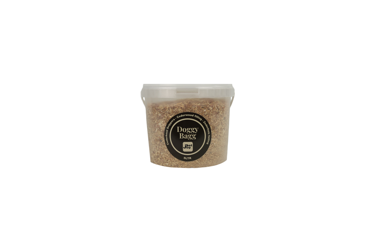 DoggyBagg Cedarwood Chips - Filling - 5 LTR
