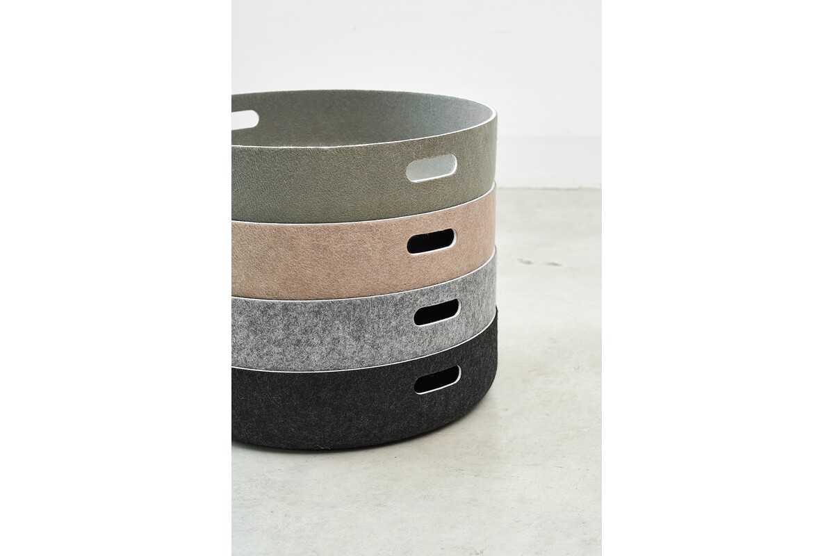 Cane Cesto, Toy Basket, Concrete