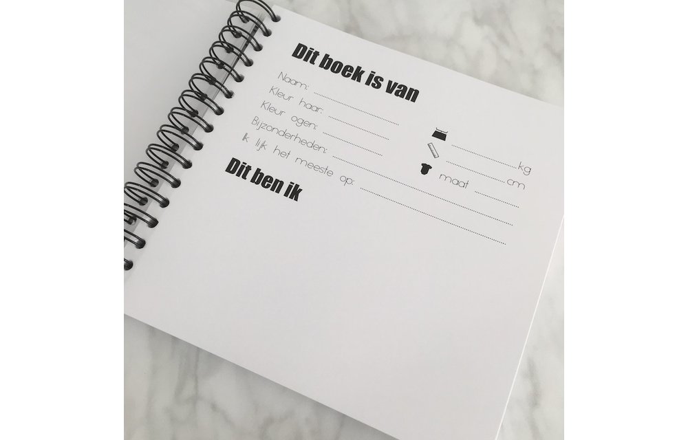 Invulboek Mijn Kleutertijd ZWART - Studijoke