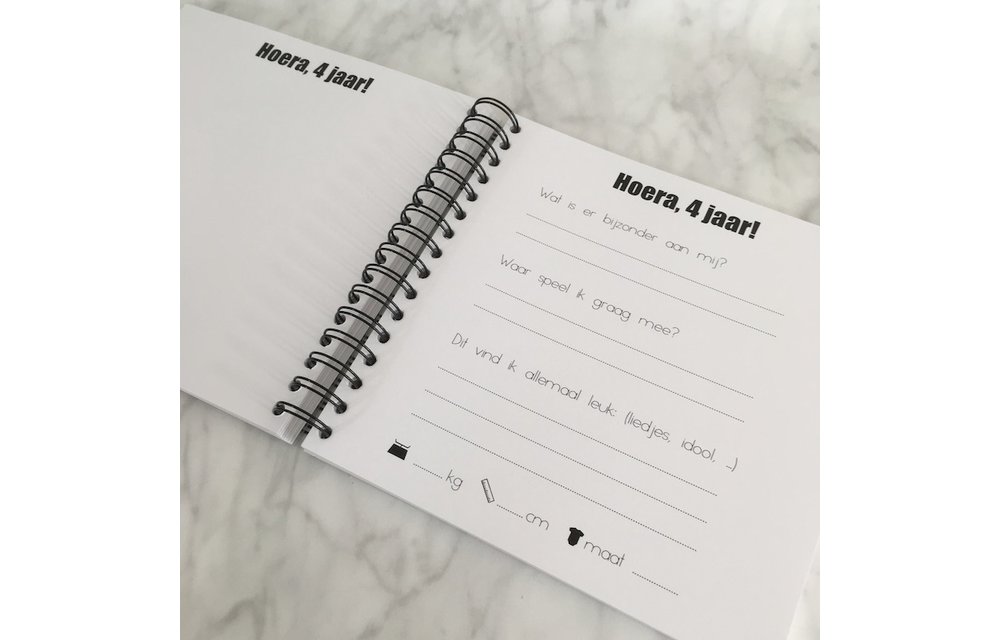 Invulboek Mijn Kleutertijd ZWART - Studijoke