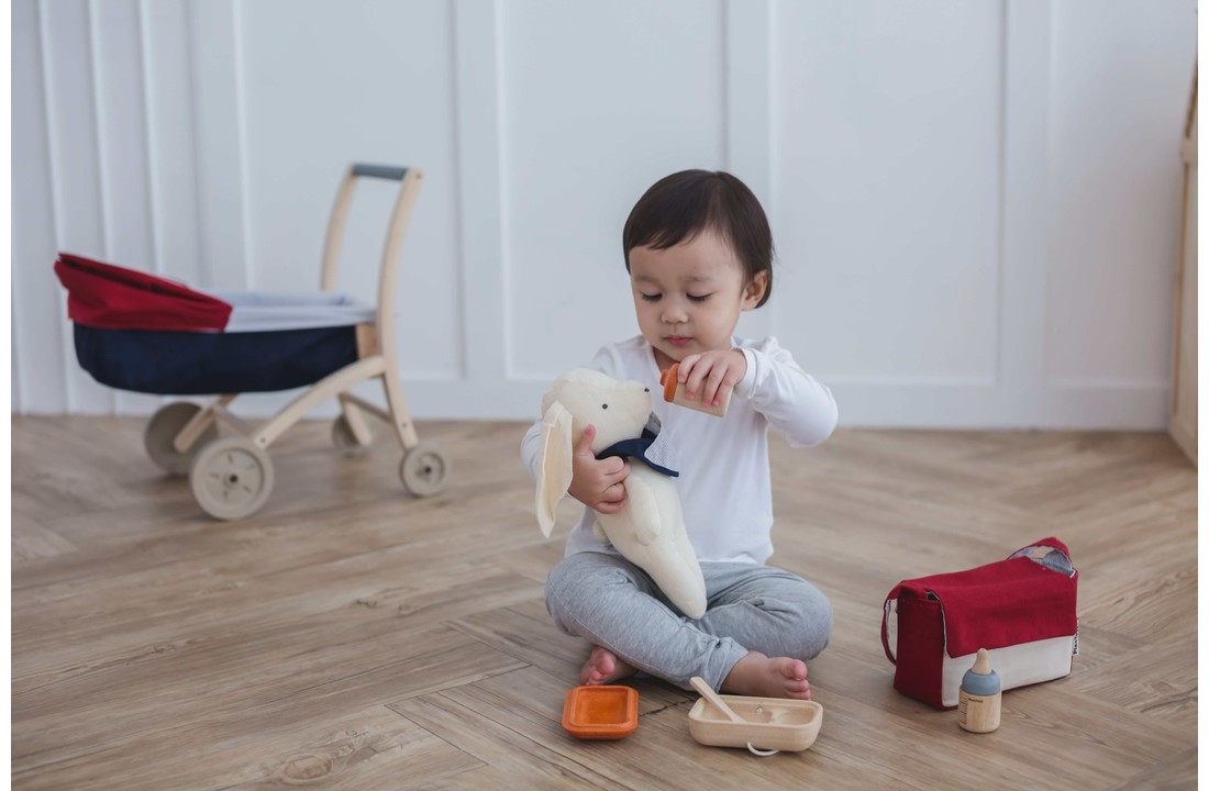 Doll Feeding Set - PlanToys