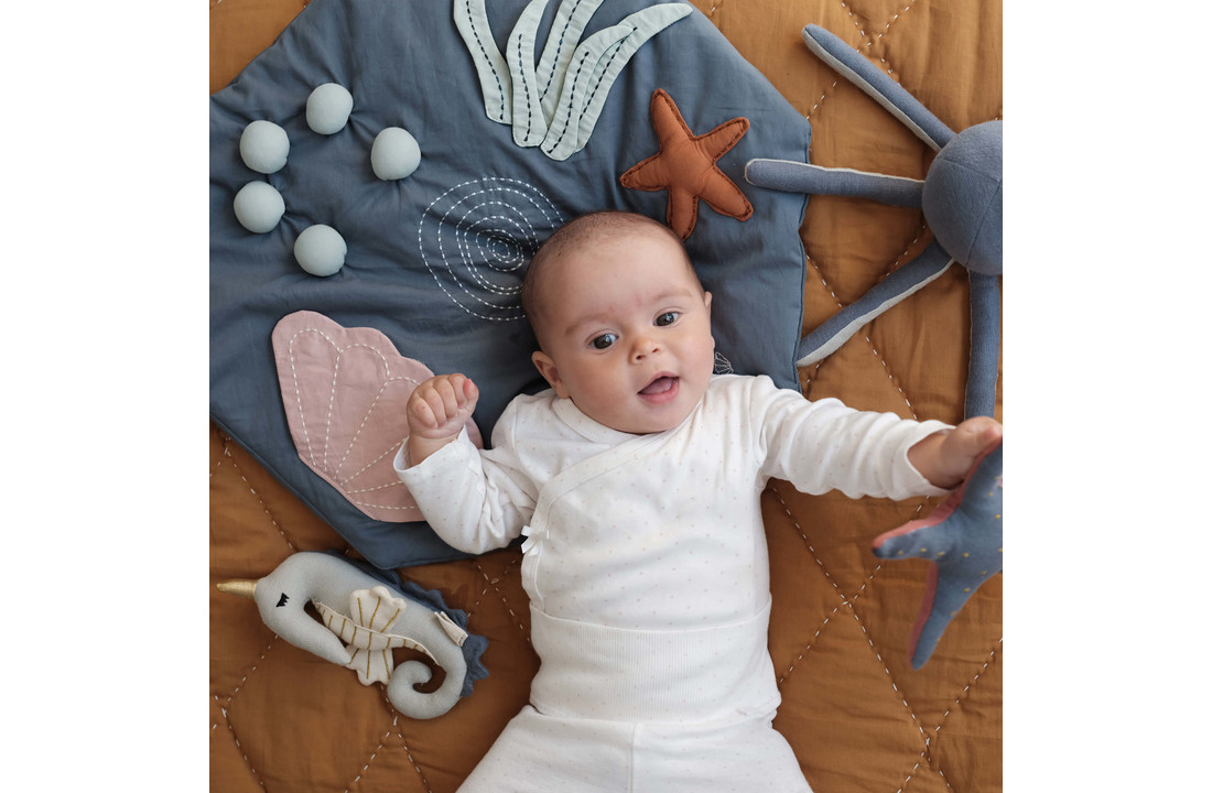 Knuffel Met Rammelaar Blauw - Fabelab