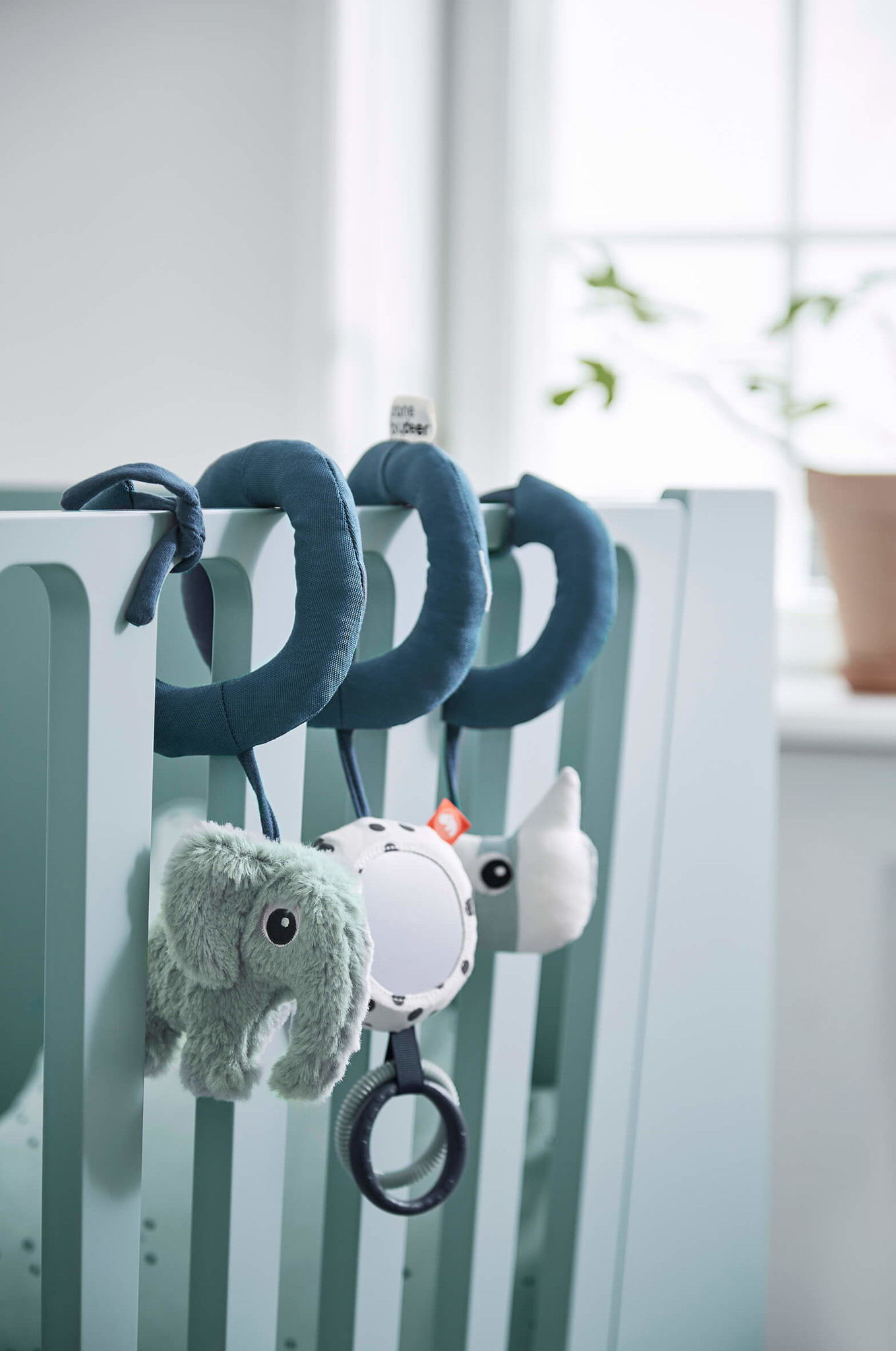 Activiteitenspiraal Deer Friends Blauw - Done by Deer