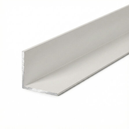 Grijs aluminium hoekprofiel - 15x15x2 mm - gecoat in RAL 7044, 7030, 1019 of 9002 - 6060 T6 - grijze alu hoeklijn / hoekstrip / hoeklijst / hoekbeschermer (afsluit-, afwerk- & afdek profiel)