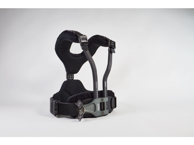 Can Be Mounted Regular or Goofy, Adjustable Anchor Point Height on Vest