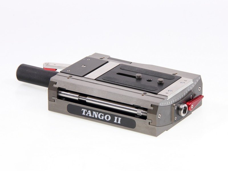 Tangohead devices that allow the camera to rotate around its optical axis (TANGO/SWING HEAD)