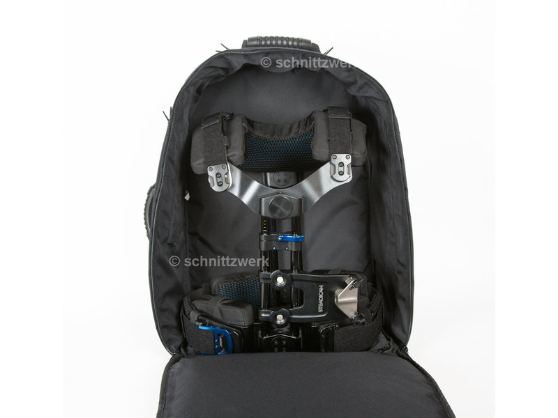 padded backpack. Supplied as standard with the Exovest