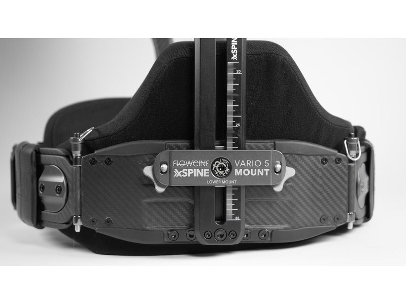 Quickly attach your Vario 5 pack on to the xSPINE vest.