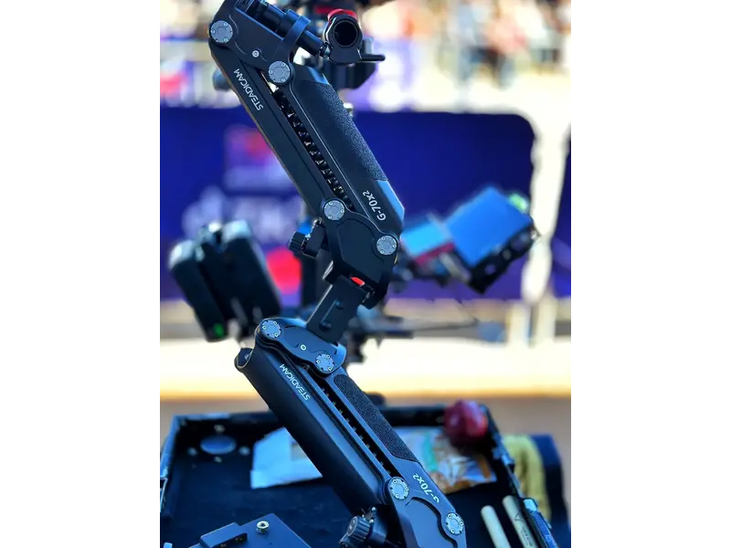 Steadicam Tool Free Connector - Boom Range: 29"/737mm, Maximum Lift Capacity: 70-lbs/31.8kg