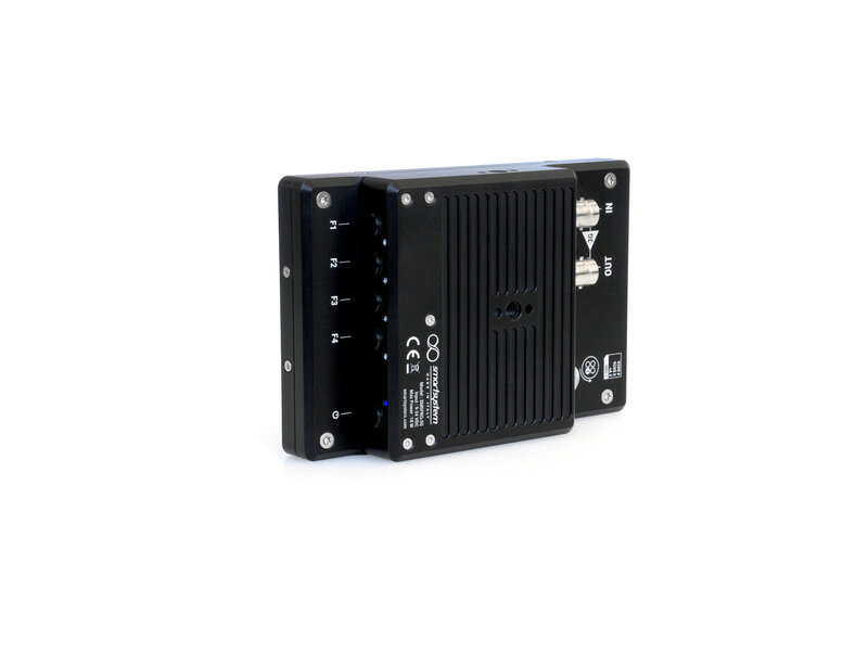 Smartsystem Ultra High Brightness up to 3200nits, LCD with Glass protection and AR coating, Completely Fanless Design with Aluminum case