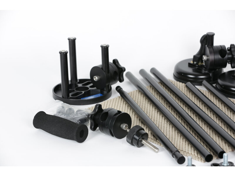 Microdolly Hollywood Maximum camera weight is 50 pounds. (22.5 kg)