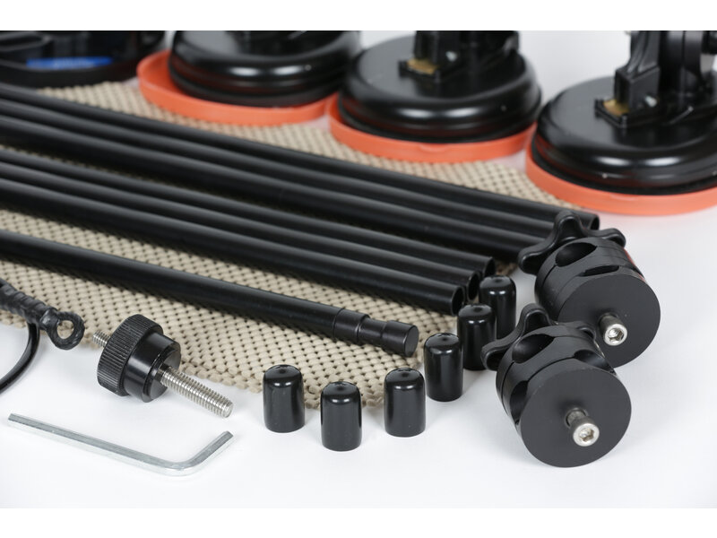 Microdolly Hollywood Maximum camera weight is 50 pounds. (22.5 kg)