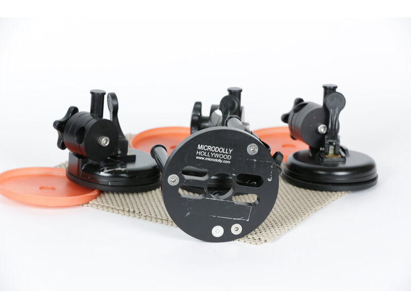 Microdolly Hollywood Maximum camera weight is 50 pounds. (22.5 kg)