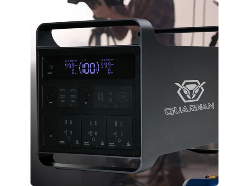 IDX 2008 Wh capacity for reliable power supply on the go, nominal power 2000 W / peak power up to 3000 W (<1 second)