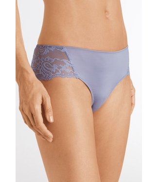 Hanro Brazilian Panty Zula Light Viola