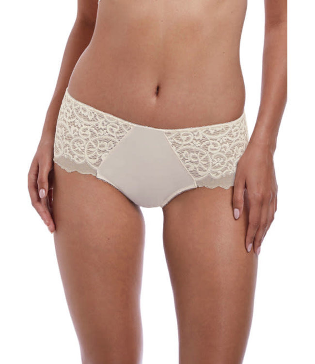 Wacoal Lace Essentiel Cream Powder Short