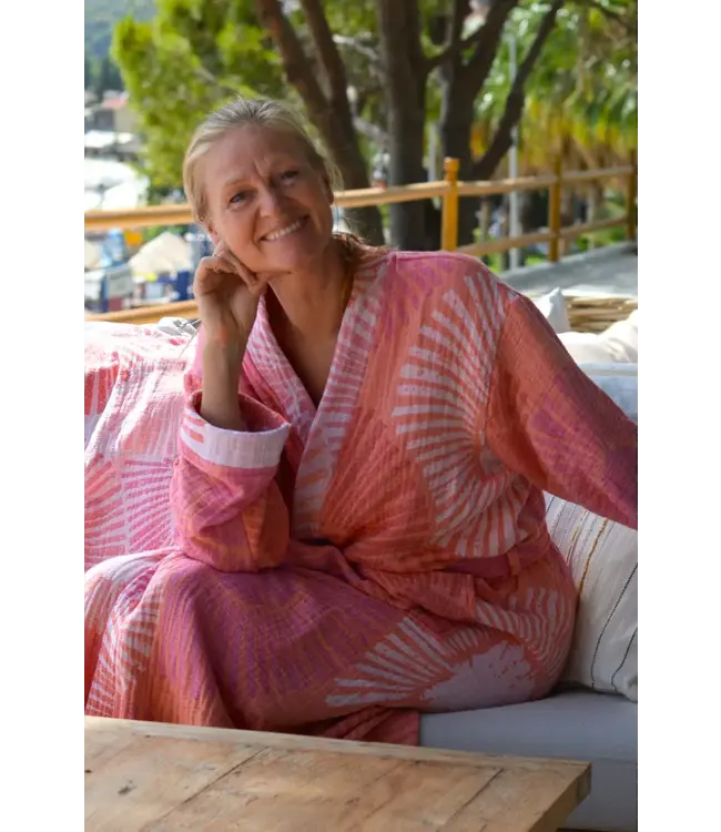 Zus en Zomer Bathrobe Kimono Alya Pink