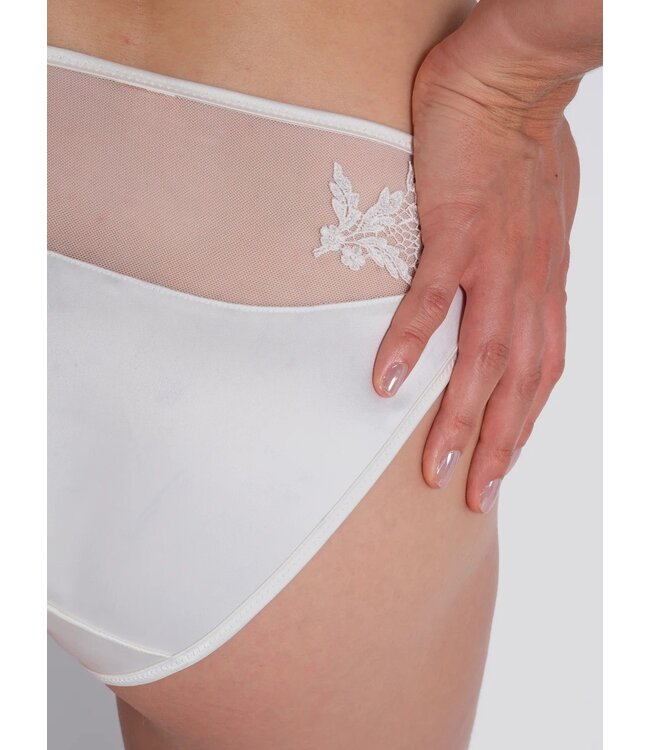 Marie-Antoinette Panty Ivory