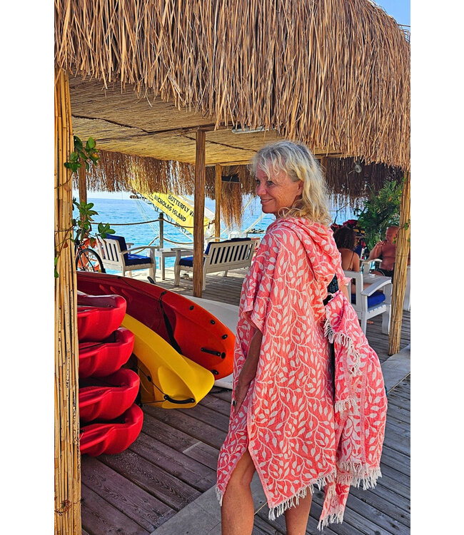 Zus en Zomer Poncho Leaf Coral