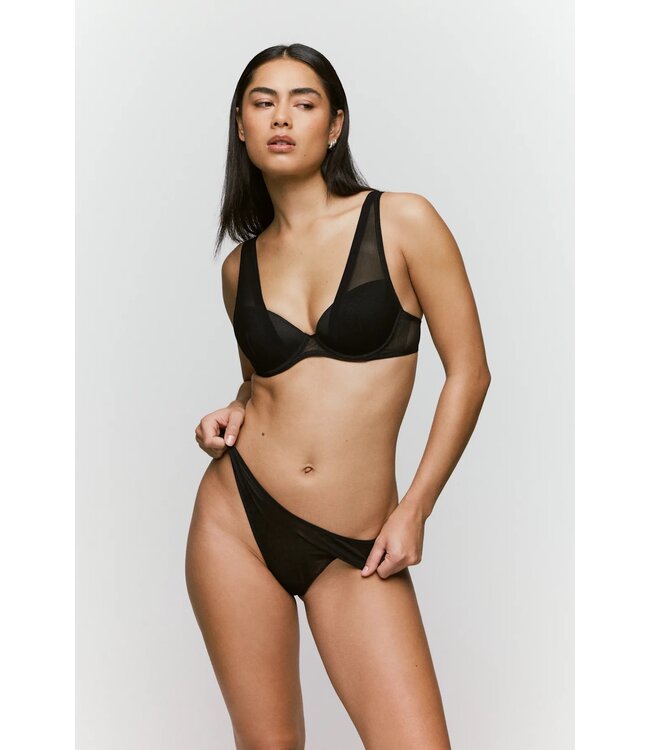 SARDA Chalmers Padded Plunge Bra Black