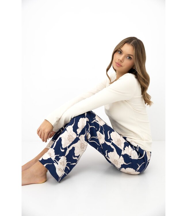 Azelia Pyjama Beige/Dark Blue