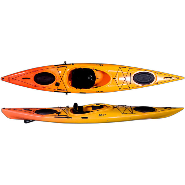 Riot Edge 13 met Skeg
