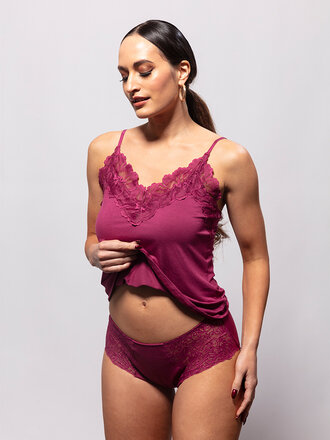 Pavone Lingerie Bambus Midi Maddalena Berry Wine Pavone Lingerie Bambus Midi Maddalena Berry Wine