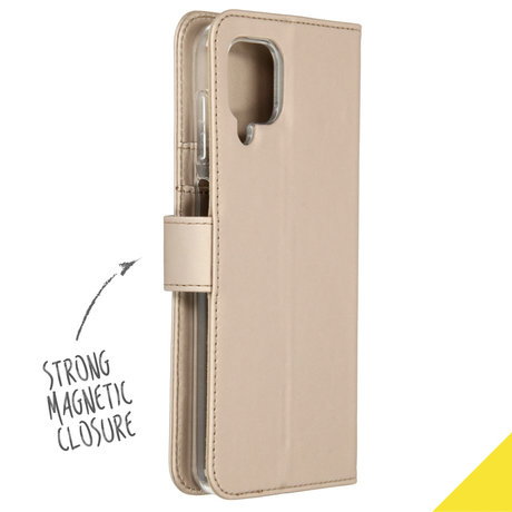 Accezz Wallet Softcase Booktype Samsung Galaxy A12 - Goud (D)