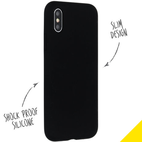 Accezz Liquid Silicone Backcover iPhone Xs / X - Zwart (D)