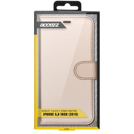 Accezz Wallet Softcase Booktype iPhone 11 Pro - Goud (D)