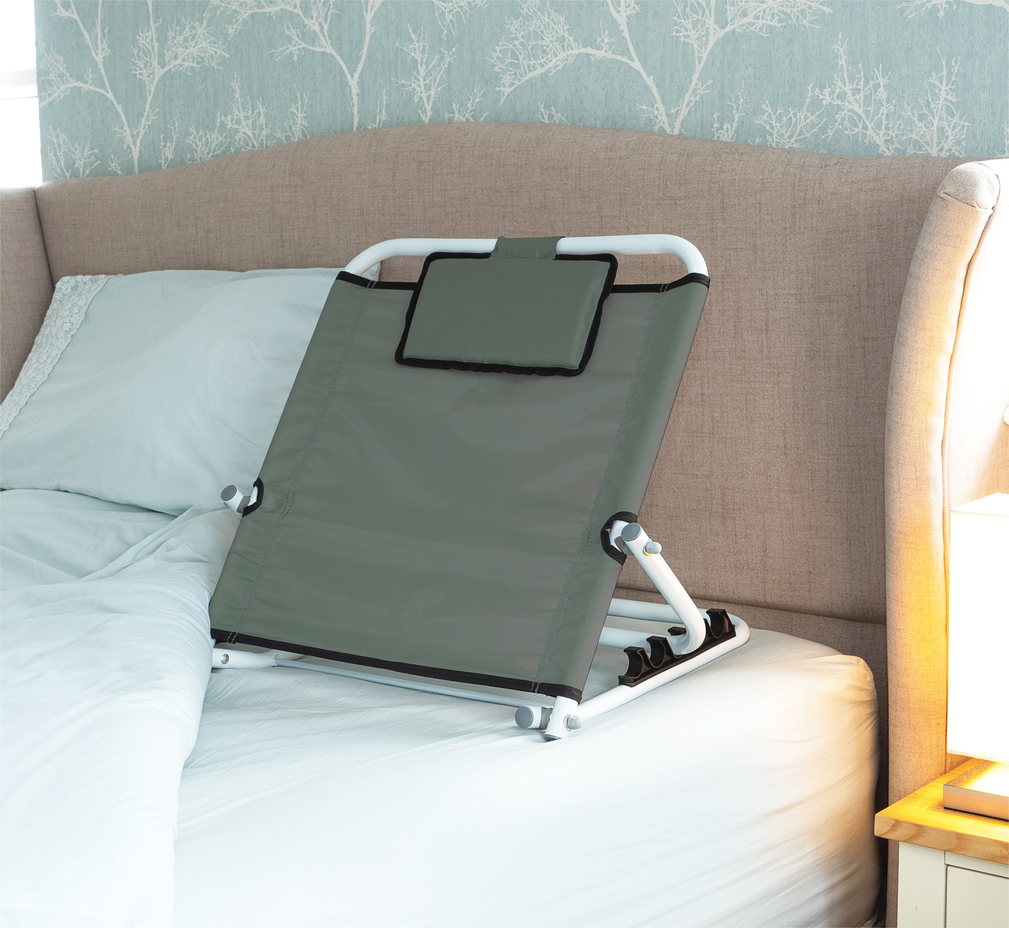 Aidapt VG820G comfortabele verstelbare rugsteun voor in bed