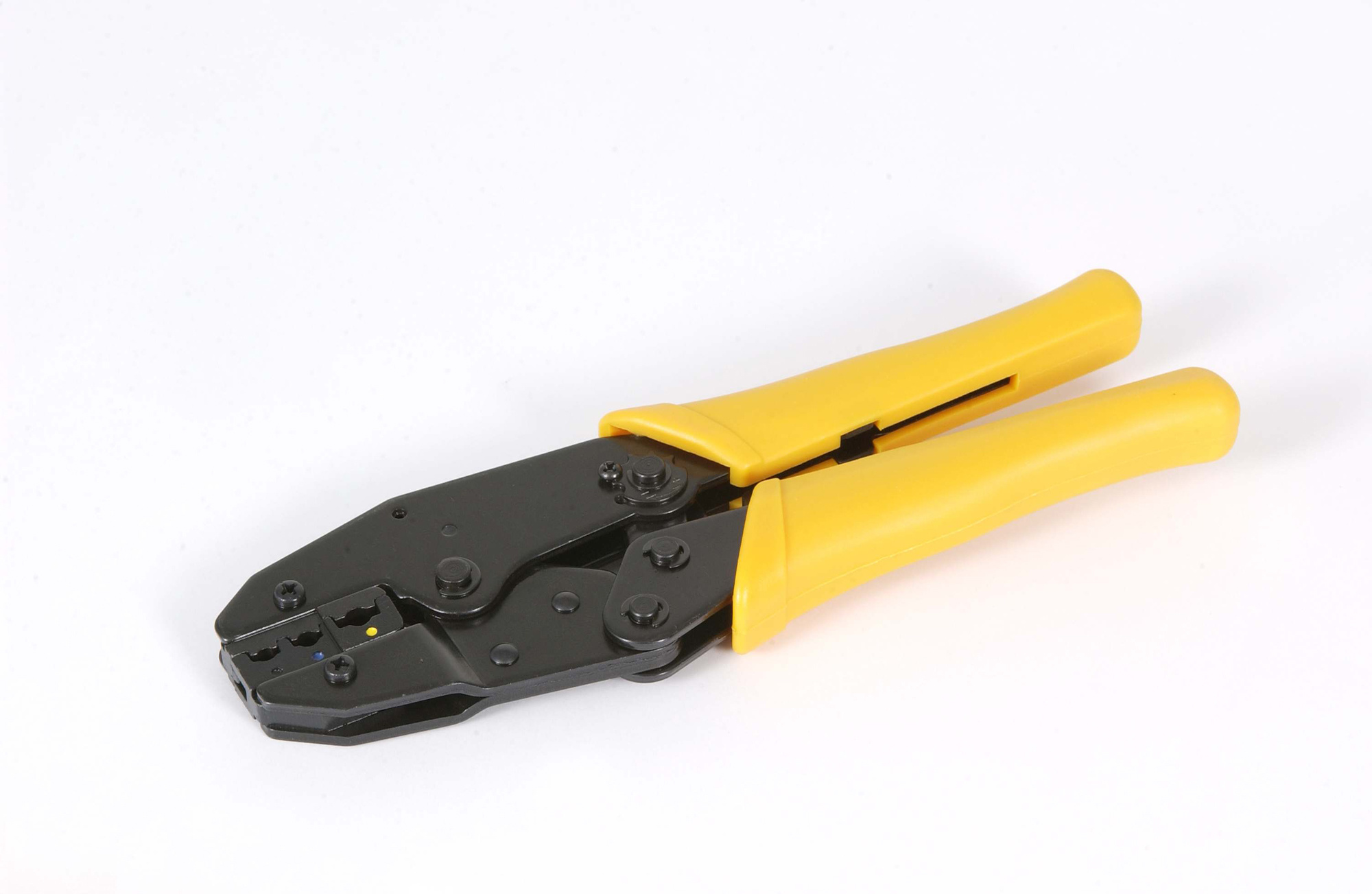 Velleman VTHCT 6 inch stevige krimptang voor AMP stekkers