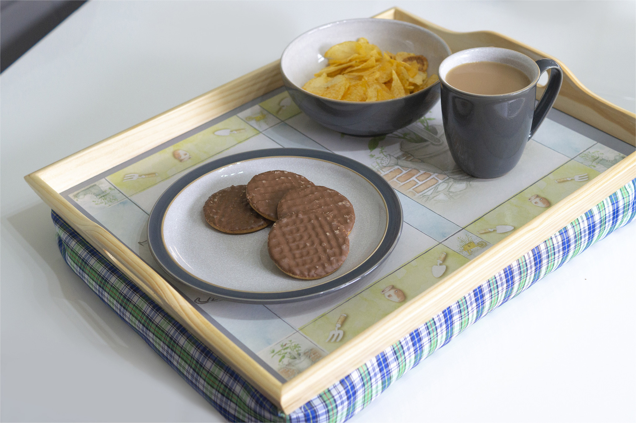 St. Helens Houten Schootdienblad Blauw/Groen met getekende afbeelding