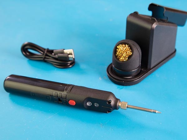 Velleman VTSUSB1 oplaadbare 8 Watt soldeerbout