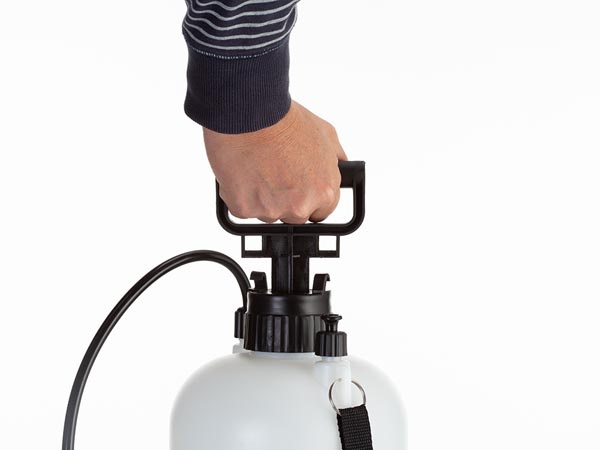 Toolland drukspuit druksproeier voor onkruid 8 liter inhoud met draagriem