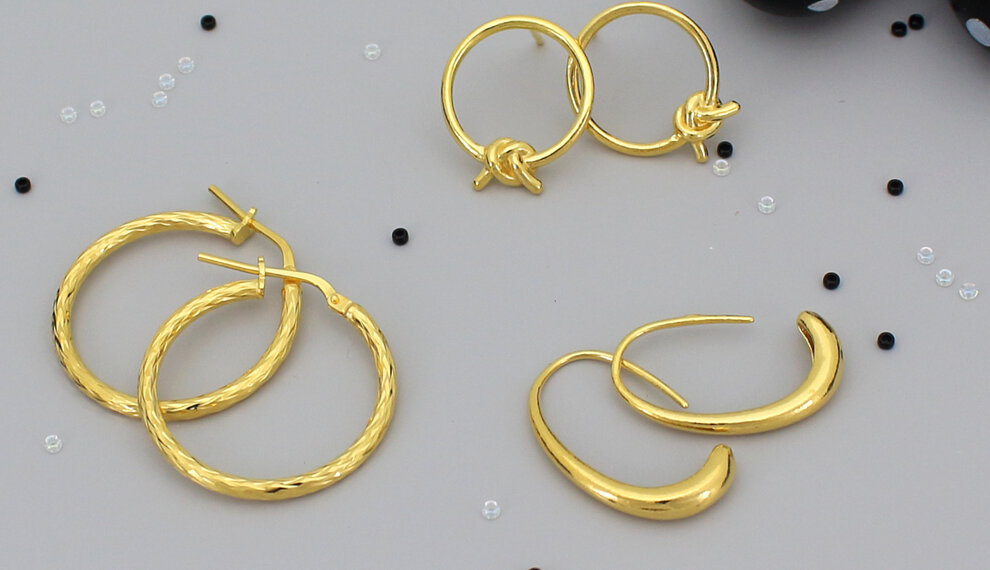 Back to Business mit modernen Ohrringen