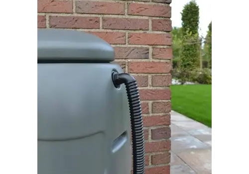 Bij deze regenton behorende overloop set 3 meter 