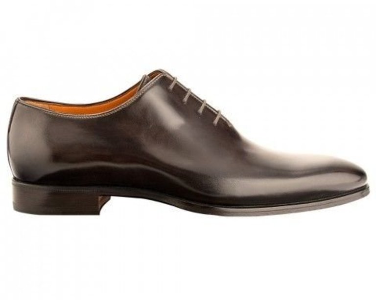 Bruine klassieke gladde veterschoenen. Nu in de sale! - LEEDER Classics |  Luxe herenschoenen