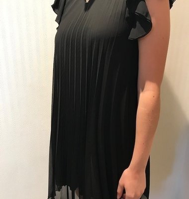 Aletta jurk voile plissé zwart