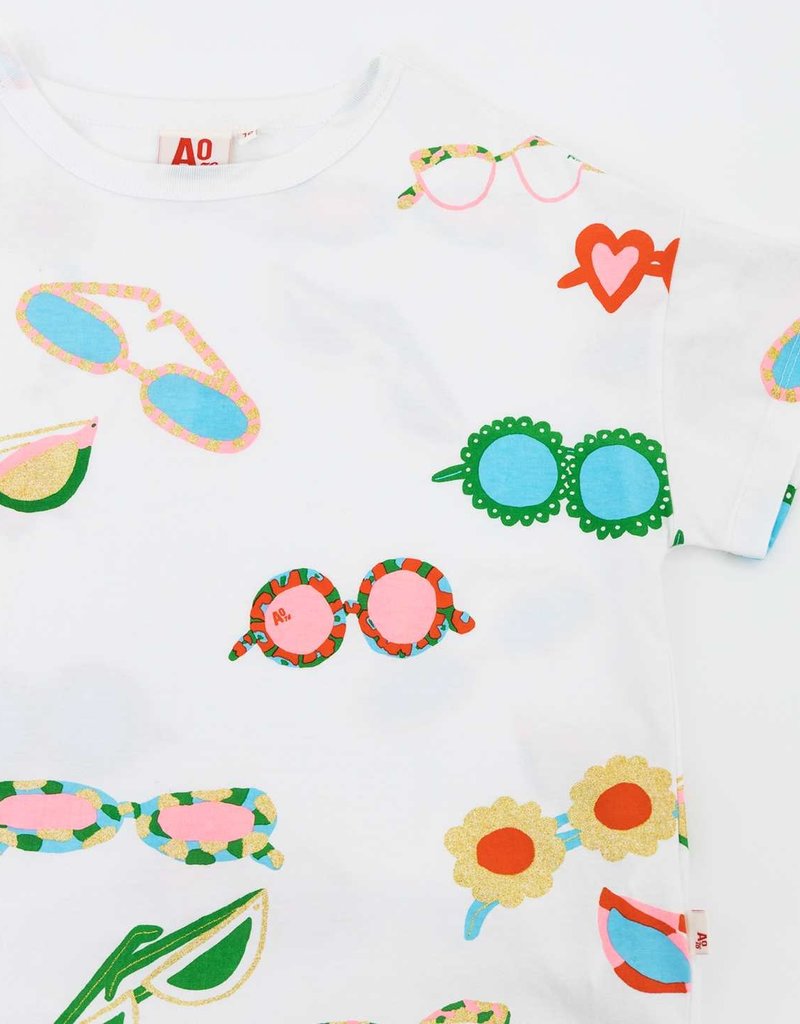 Ao76 wit t-shirt gekleurde brillen kenza