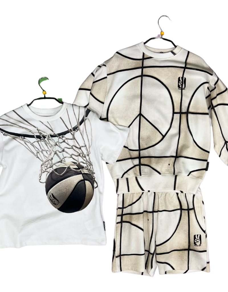 Molo T-shirt wit net basketbal