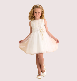 Miss Leod ecru jurk met ton sur ton top wijde tule rok en ceintuur