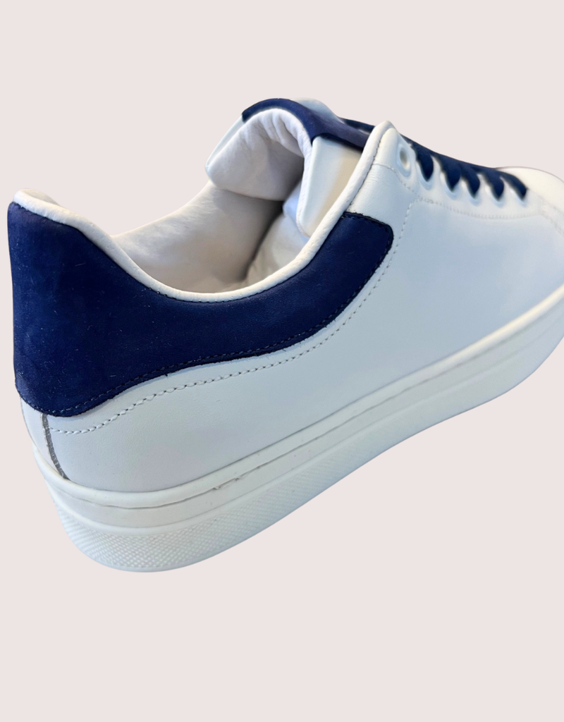 Red Limit/Hoops sneaker wit met cobaltblauw accent