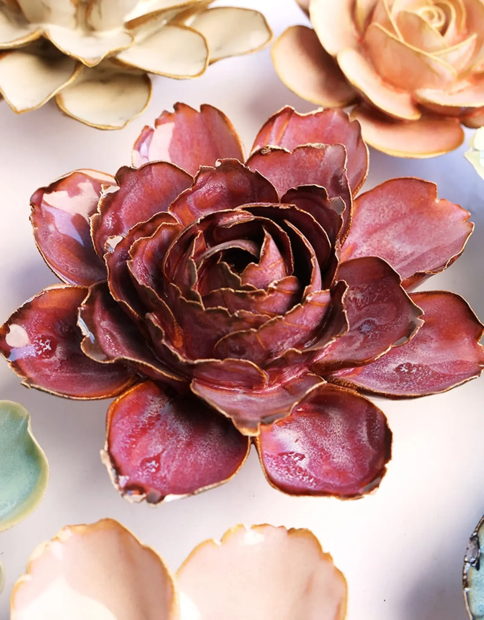 Chive Ceramic Flower Dewberry Camellia FR24
