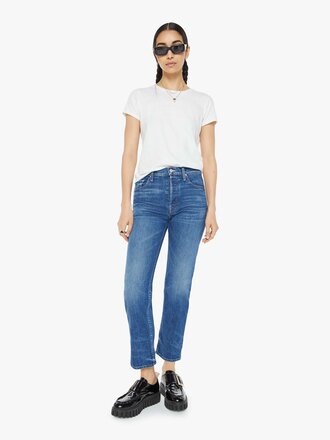 High-rise jeans with a straight leg
