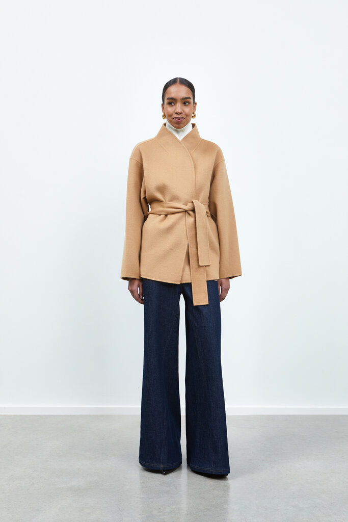 Rhune Chocolate coat short AW25